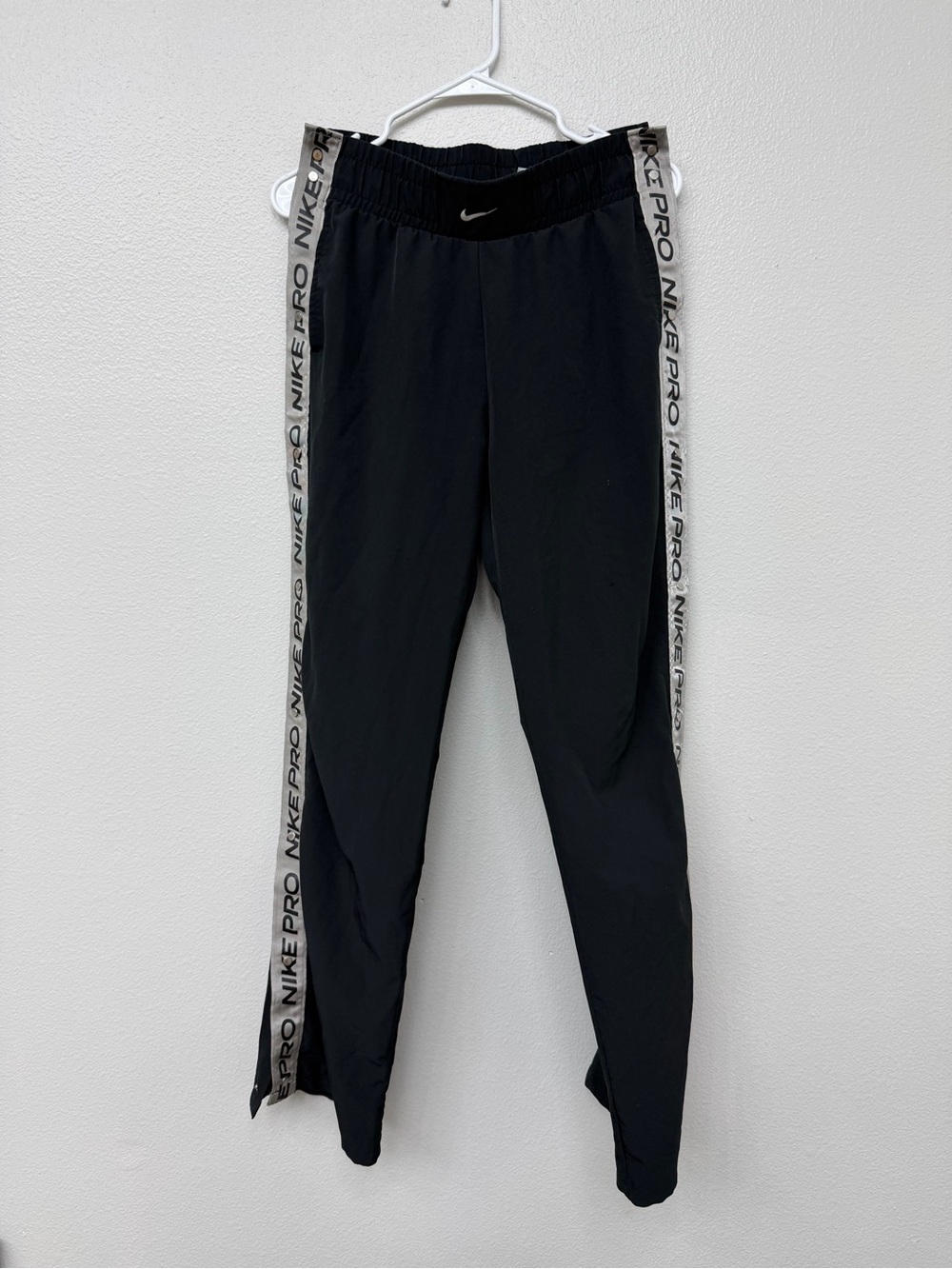 Nike Pro Women’s Tear Away Pants Mid Rise Loose Fit Black Size S